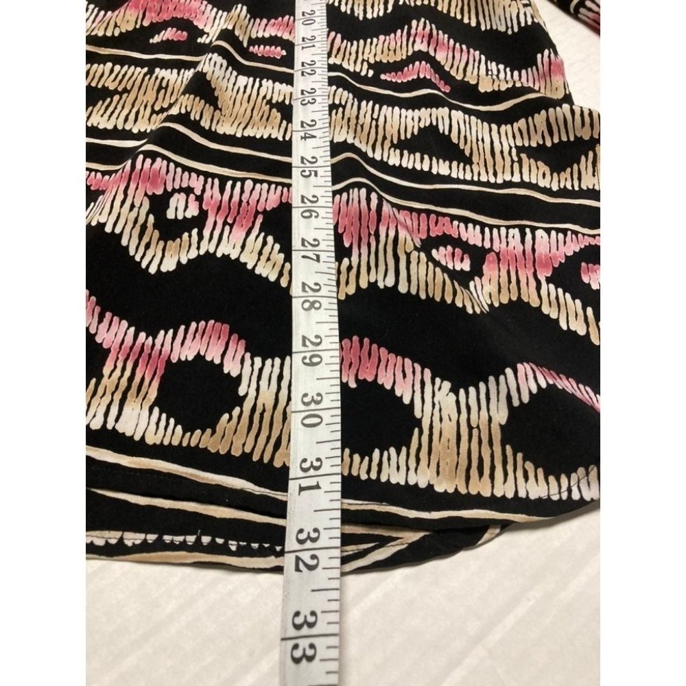 ALFRED DUNNER, women’s top says 22W,